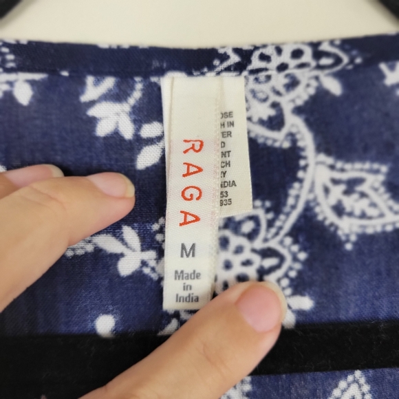 Raga (Anthropologie) Tie Front Top - Picture 2 of 7